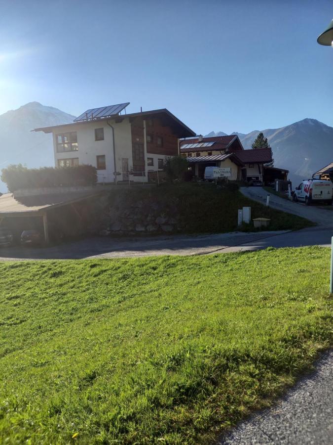 Haus Panorama Appartement Umhausen Buitenkant foto