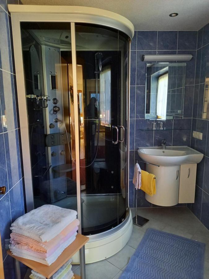 Haus Panorama Appartement Umhausen Buitenkant foto